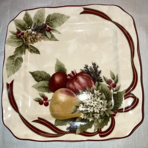 Set of 3 222 Fifth Yuletide Celebration Appetizer/Desert Plates. - Picture 3 of 8